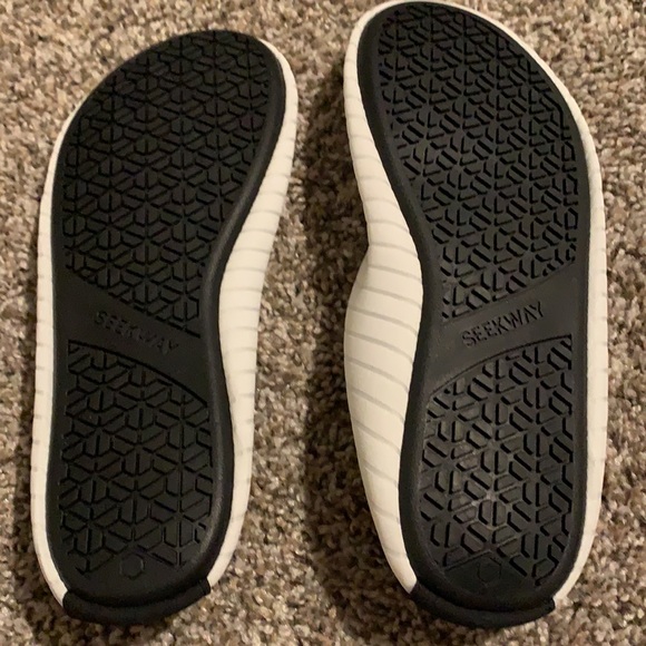 Seekway slides - Picture 4 of 5